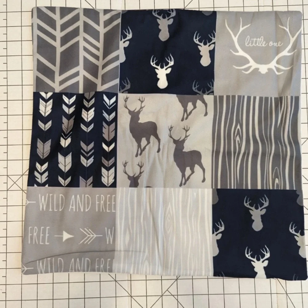 NEW- Set of 4 Pillow Covers Throw Covers Outdoor Wildlife 18